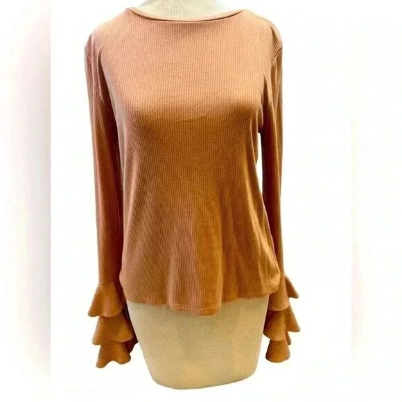 GIANNI BINI Long Sleeve Ruffled Jersey Crop Top. - Picture 1 of 6